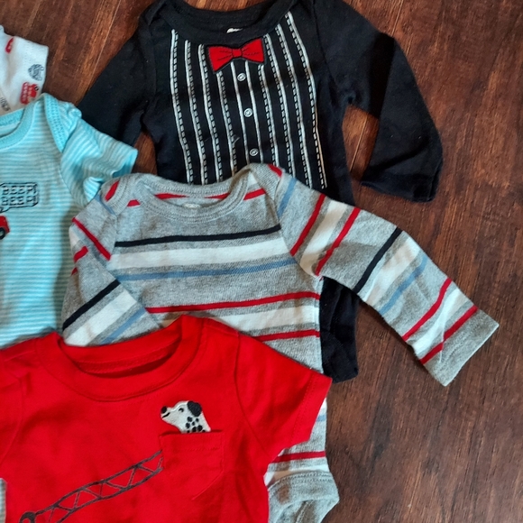 Boy's NB Bundle NWOT - Picture 3 of 4